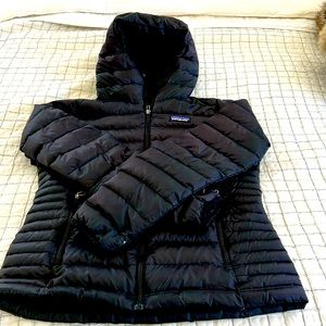 Patagonia Women’s Down Sweater Coat